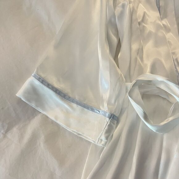 Linea Donatella White Satin Robe with Blue Trim - Picture 3 of 13